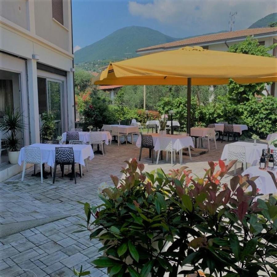 Hotel Lorena Toscolano Maderno Exteriér fotografie
